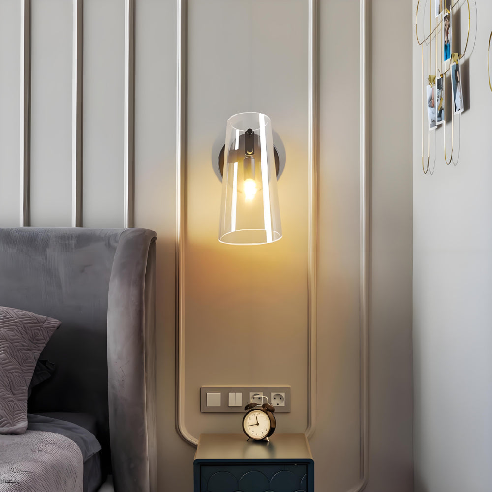 Light and shadow sculpture: The artistic interpretation of Valletta wall lamps