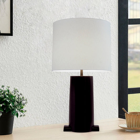 Isle noire table lamp