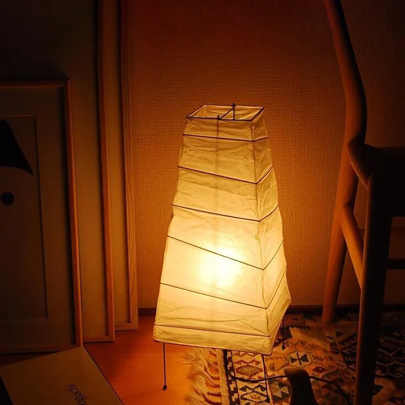 Akari 4N | Table lamp