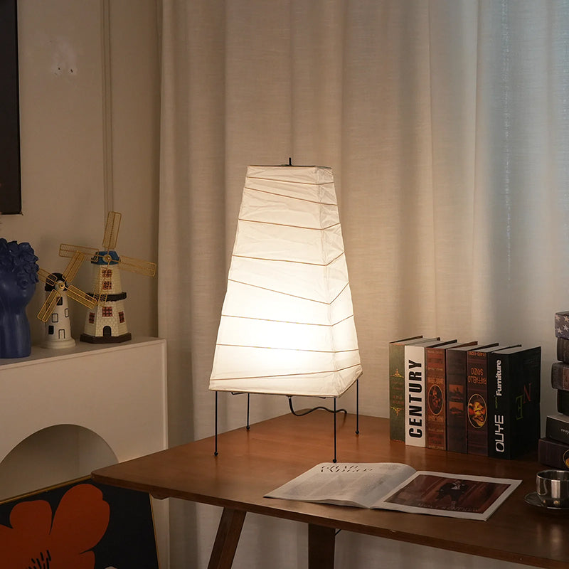 Akari 4N | Table lamp