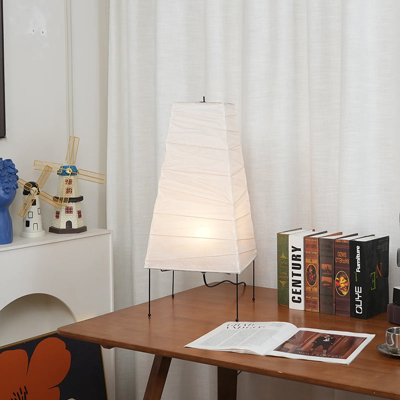 Akari 4N | Table lamp