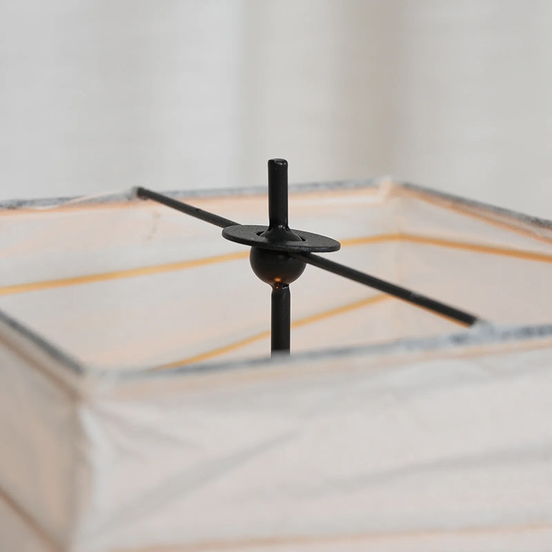 Akari 4N | Table lamp