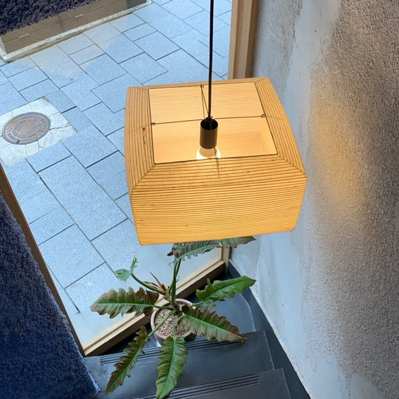 Akari 17A Pendant Lamp
