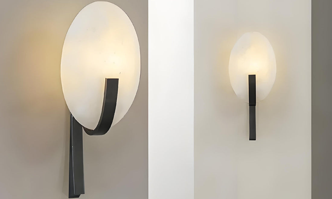 Luxurious Alice Alabaster Wall Lamp: A Work of Art that Illuminates Your Space