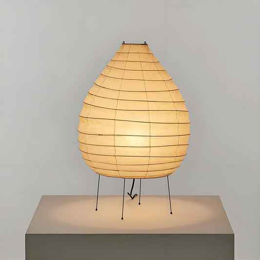 A poem of washi paper quietly residing in the space: Akari 22N floor lamp