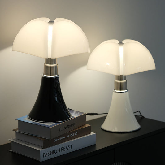 Pipistrello Desk Lamp: Elegant Wings of Futurism