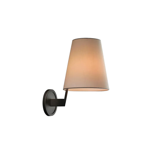 Corniche wall lamp