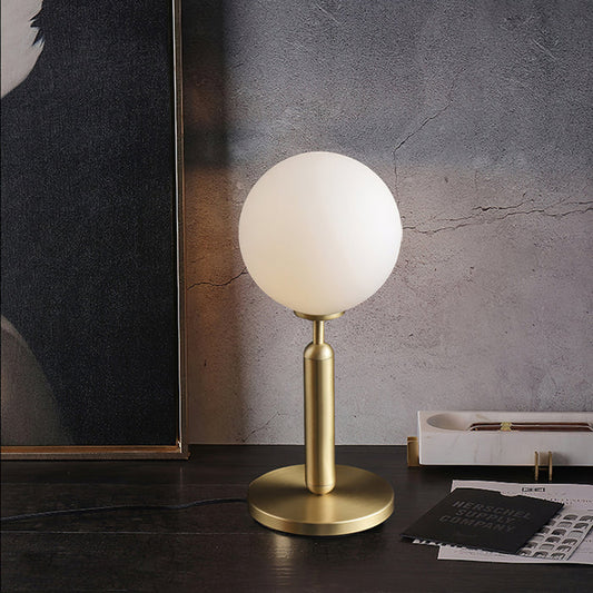Miira Table Lamp