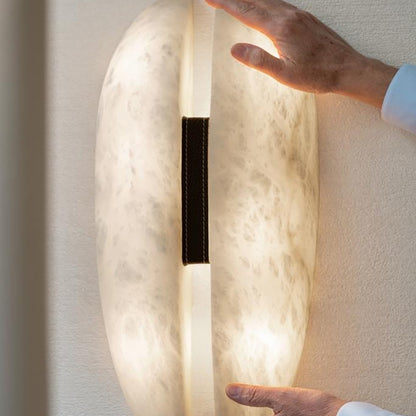 LUNA Wall Light