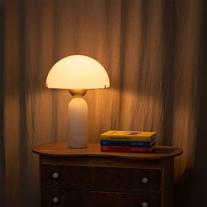 Peono Table Lamp
